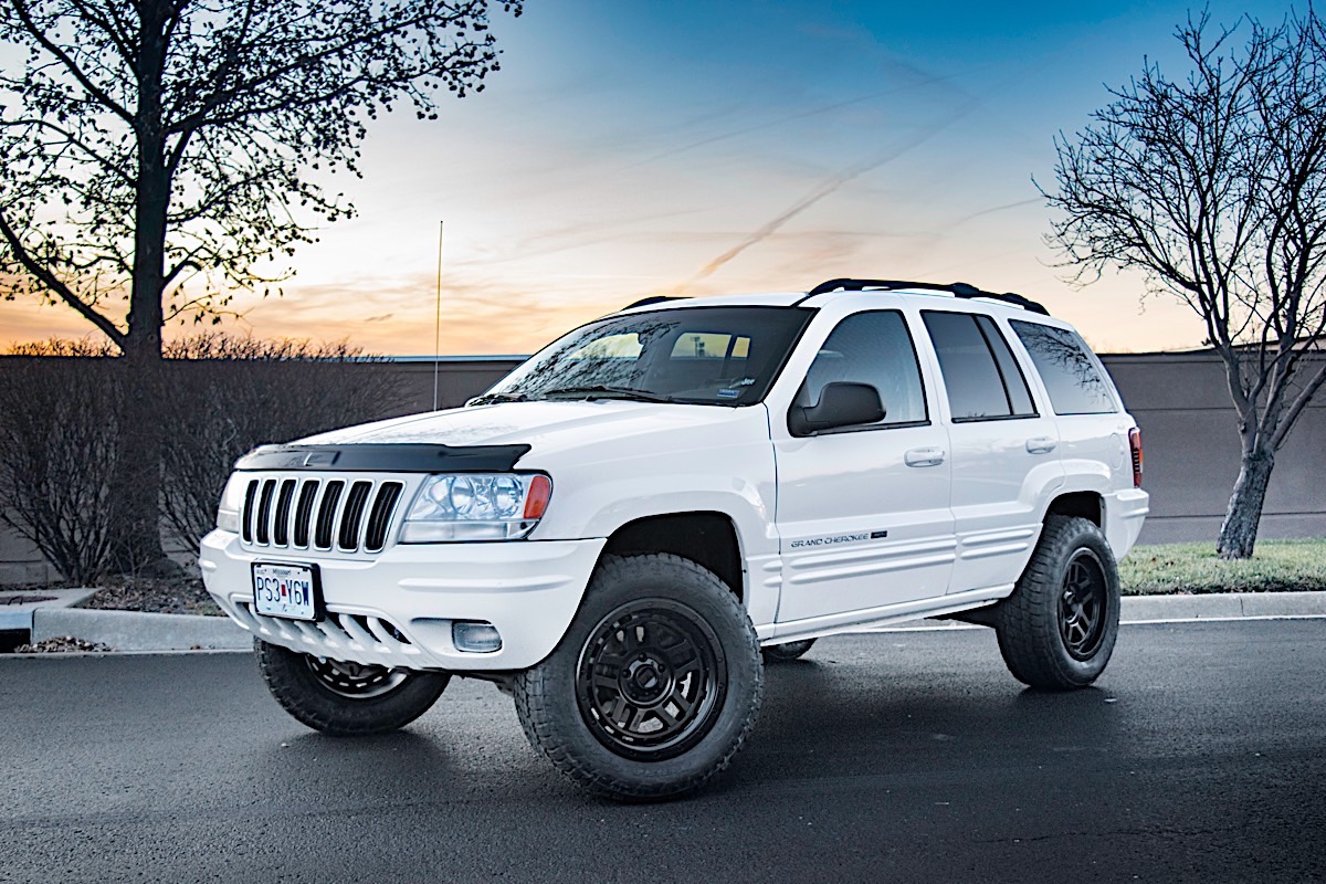 Jeep Grand Cherokee with XD Wheels XD140 Recon